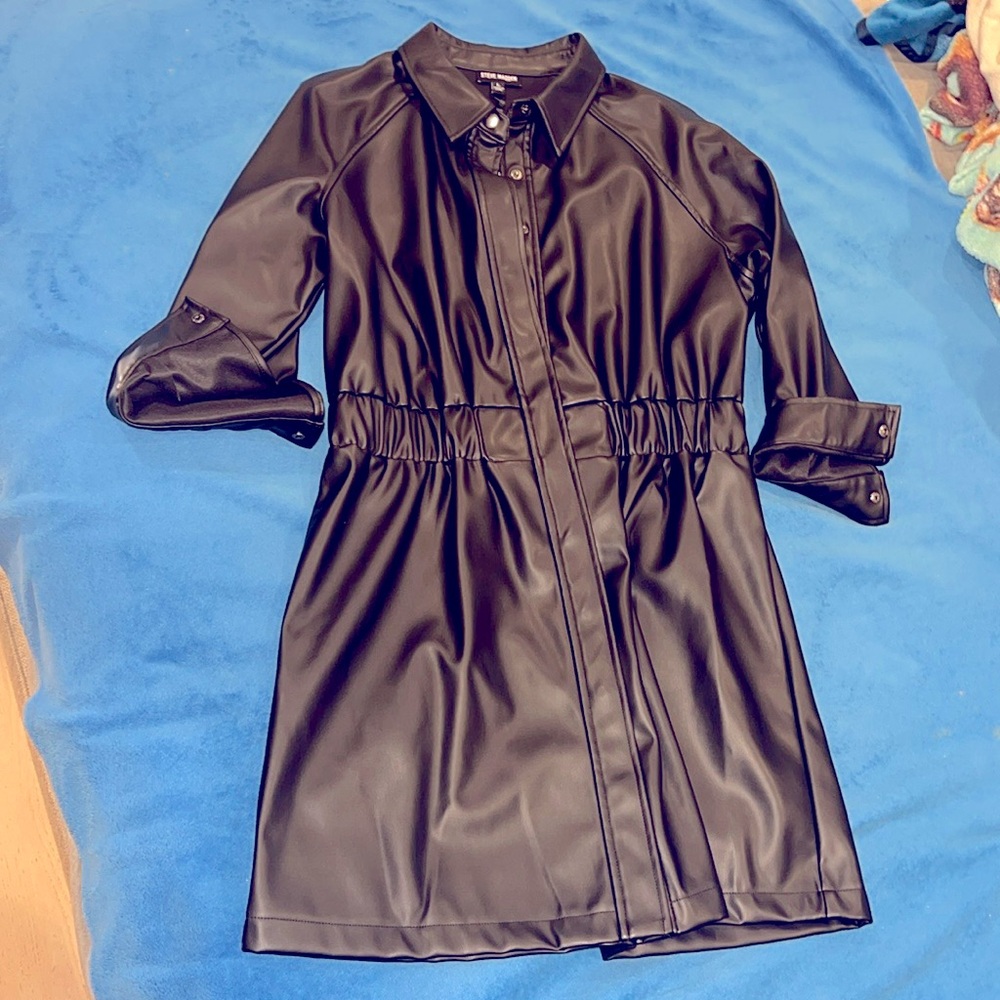 Steve Madden trench code